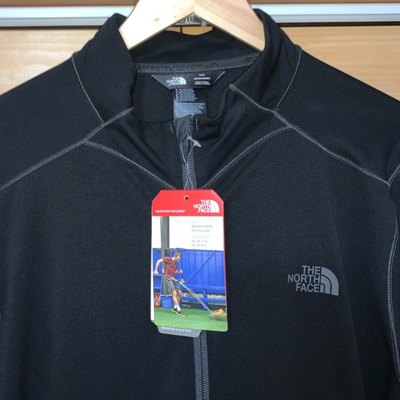 NWT MENS NORTHFACE JACKET - Picture 3 of 7